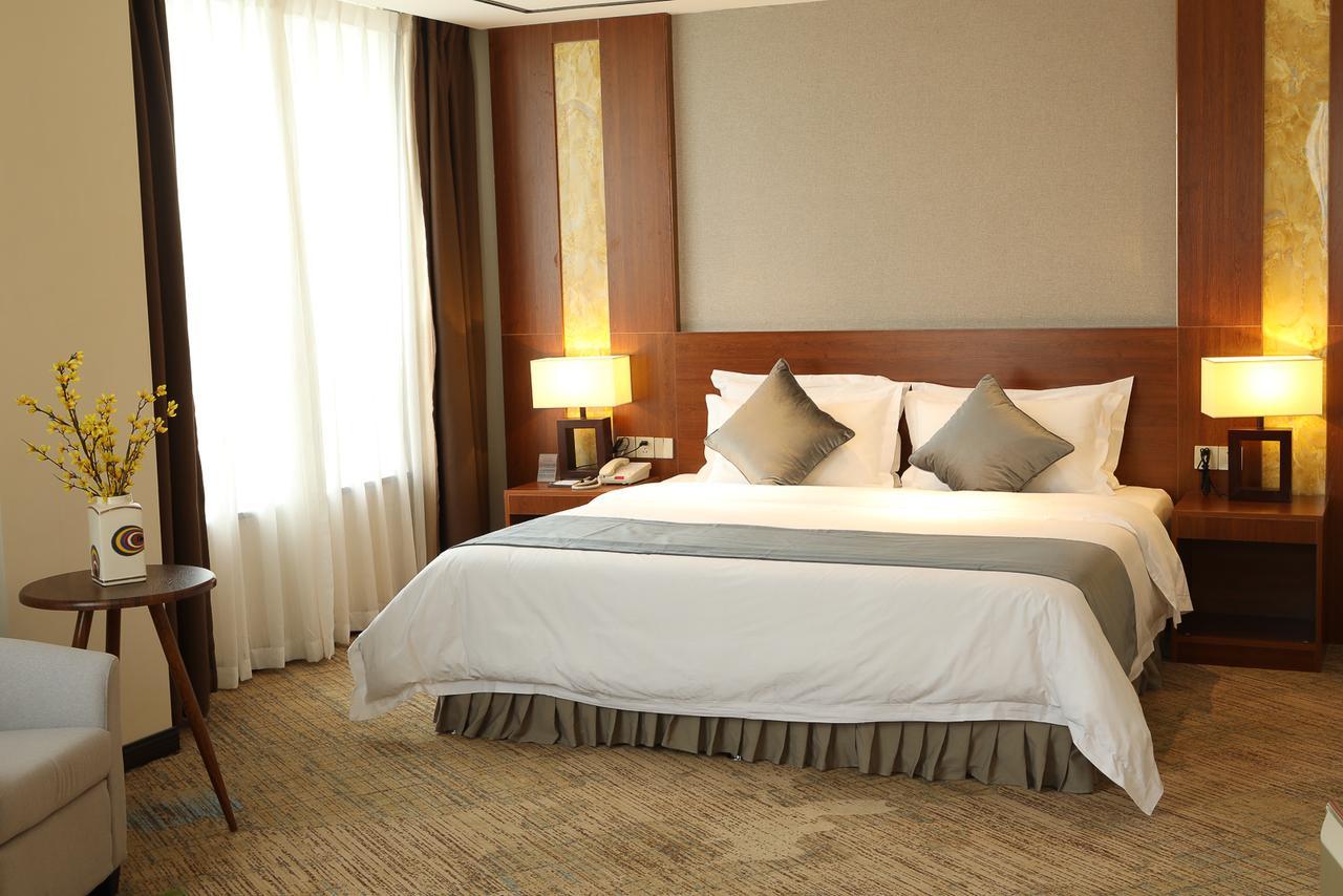 Zhi Hui Tang Feng Ze Hotel Chengdu Exterior foto