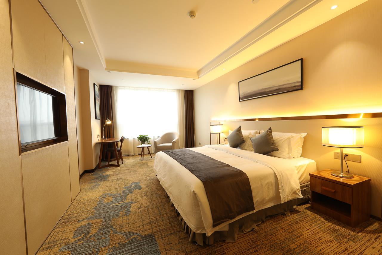 Zhi Hui Tang Feng Ze Hotel Chengdu Exterior foto