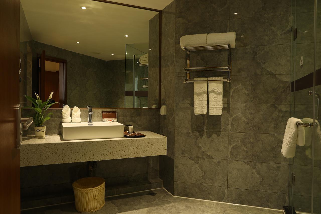 Zhi Hui Tang Feng Ze Hotel Chengdu Exterior foto